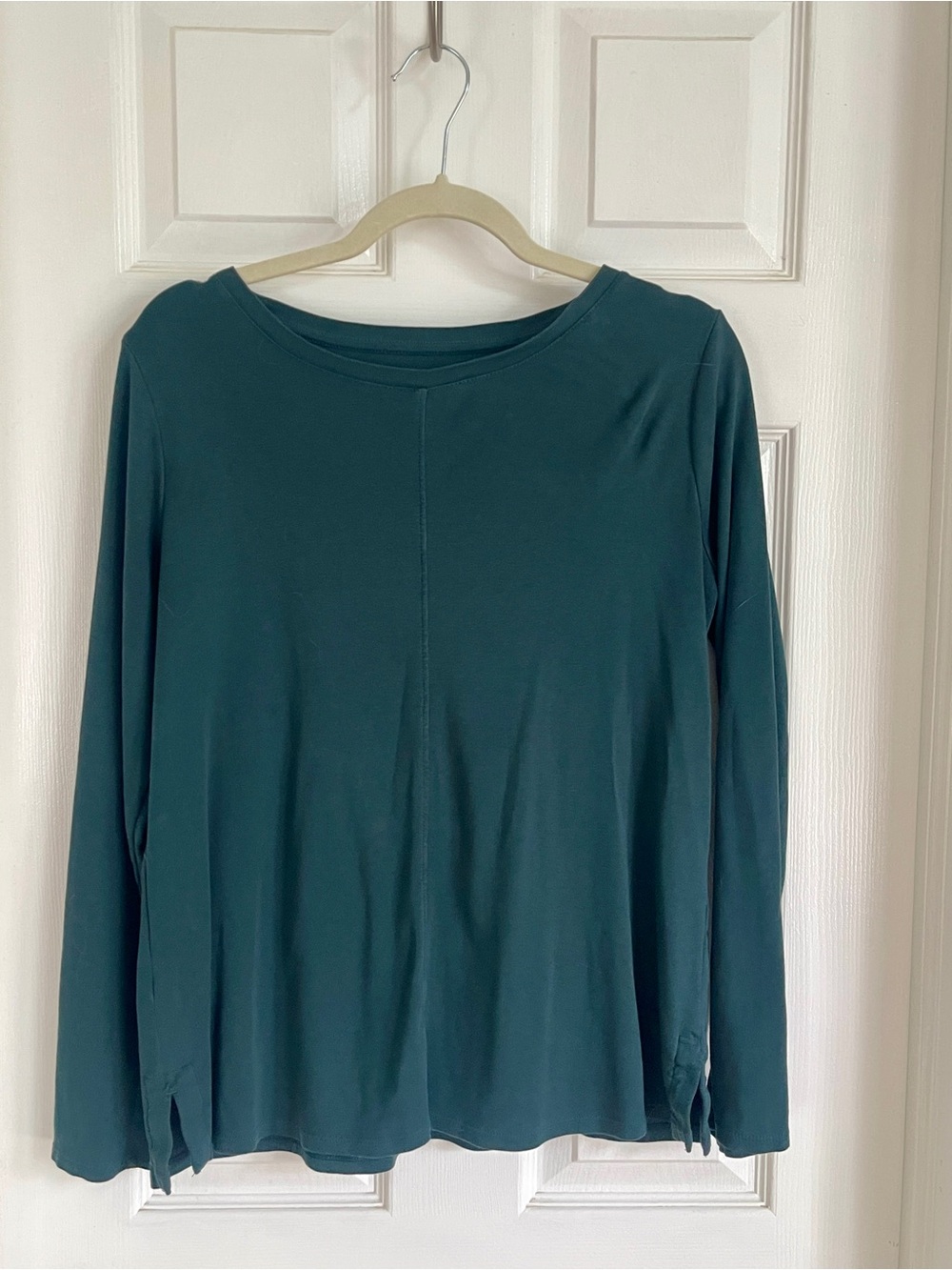 J. Jill Long-Sleeve Scoop Neck Top in Teal Green